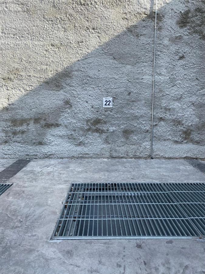 Dizeta Suite And Apartment Σαλέρνο Εξωτερικό φωτογραφία